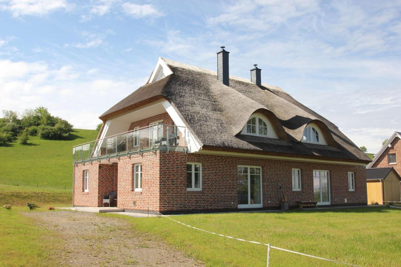 Wassernahes Ferienhaus Mit Meerblick Und Schwimmbadnutzung In Sellin - Ferienhaus Rohrweihe Гагер Екстериор снимка